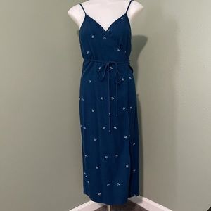 Universal thread Dress